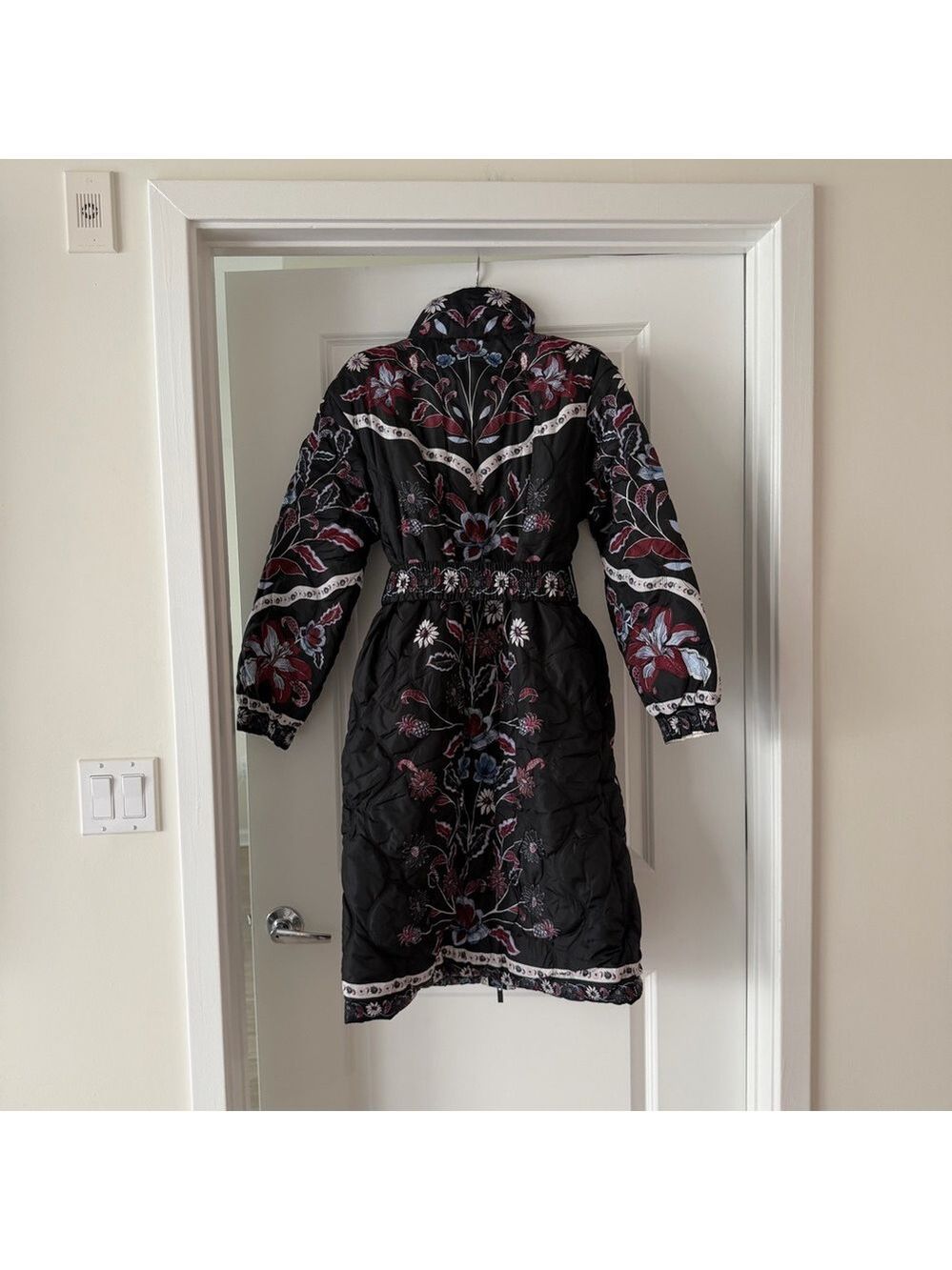 Farm Rio Black Marcelle Reversible Maxi Puffer Jacket - Picture 12 of 12